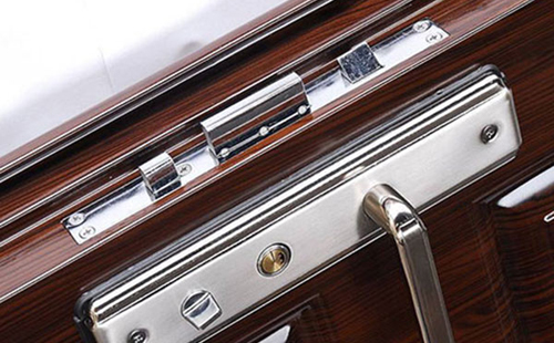 保定24小时上门开锁公司